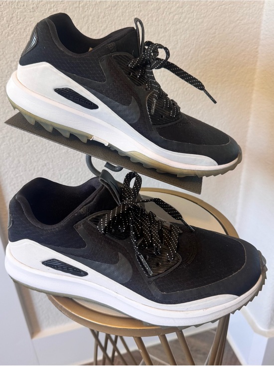 Nike Shoes - Nike Air Zoom 90 IT Black and White Golf Sneaker